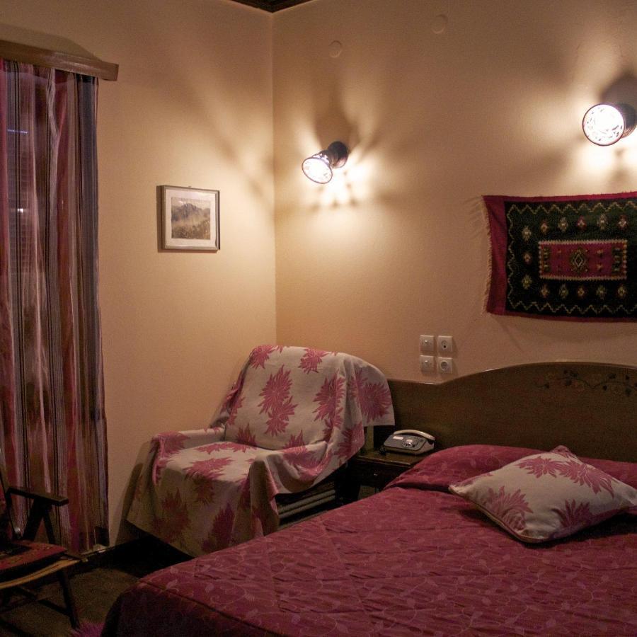 Hotel Galaxias เมทโซโว ห้อง รูปภาพ